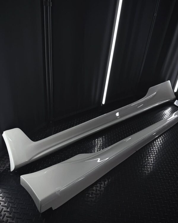 TRD V1 STYLE FRS BRZ 86 Kk1X SIDE SKIRTS (BRAND-NEW)