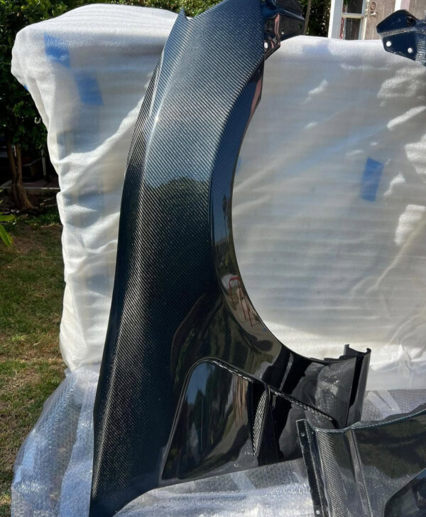 BRZ/86/FRS Carbon Fiber Fenders (Vented)