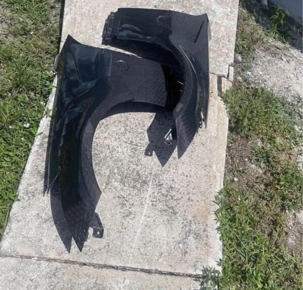 350z honeycomb carbon fiber fenders