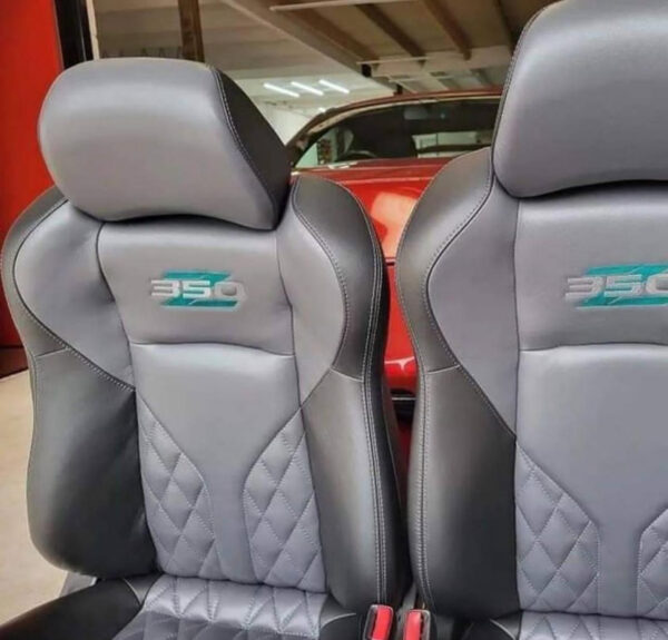 Nissan 350 z Leather seats