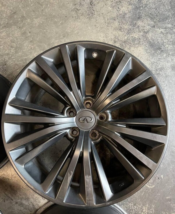 Infiniti 19x9J 40 Rims