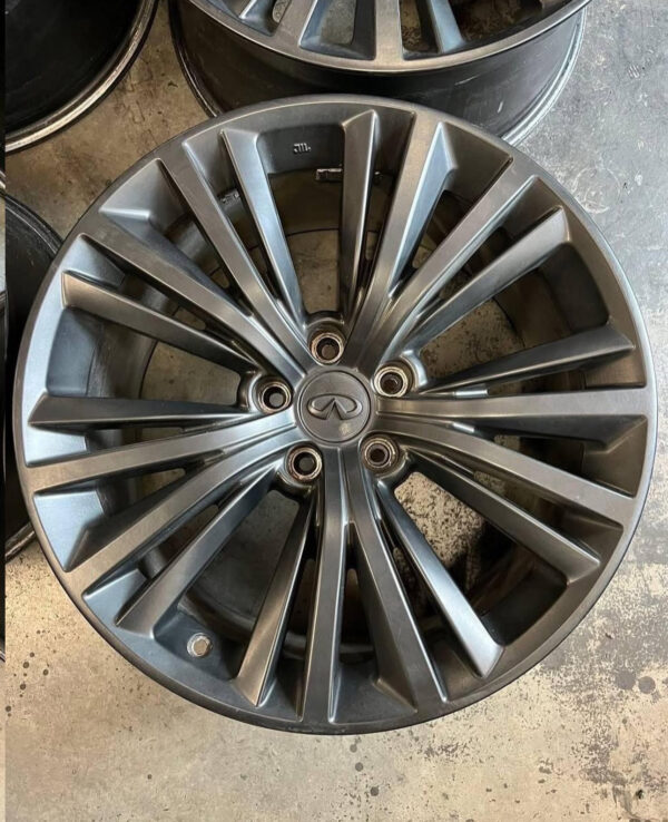 Infiniti 19x9J 40 Rims