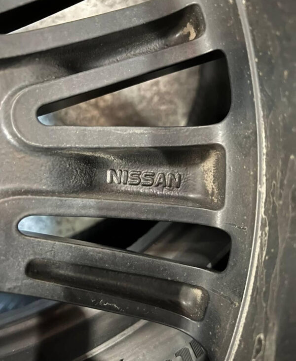 Infiniti 19x9J 40 Rims