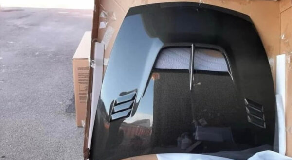 NISSAN 370z SEIBON BD STYLE CARBON FIBER HOOD