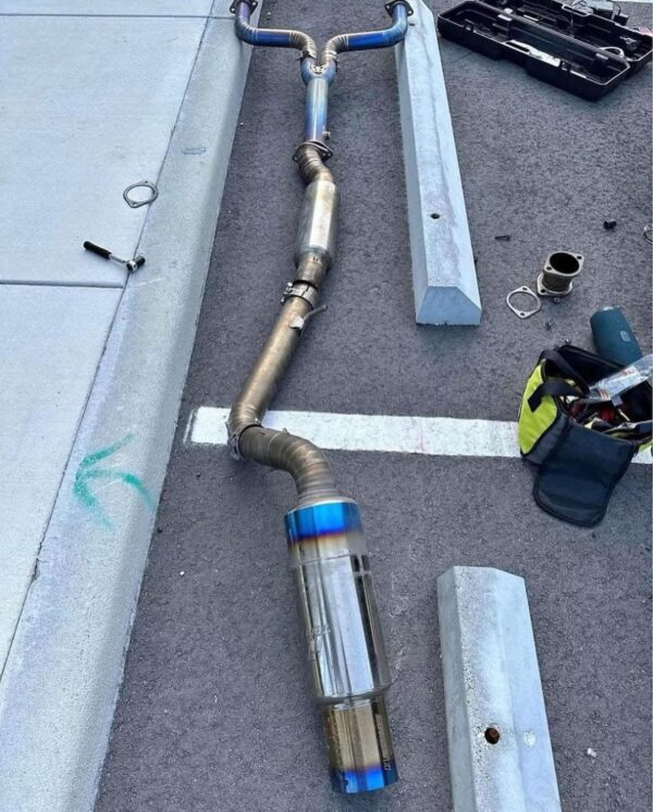Tomei exhaust with Y pipes