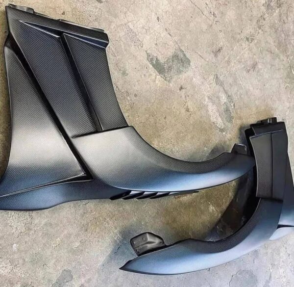 350z CARBON FIBER  FENDERS