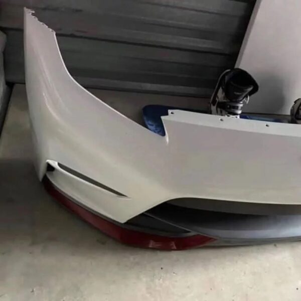 Selling Nismo V2 front bumper in pearl white