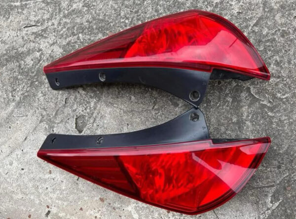 2005-2007 Nissan 350z Taillights