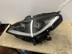 2021-2023 TOYOTA GR 86 LEFT HEADLIGHT (USED OEM )LED