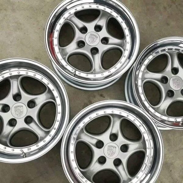 18x9" and 18x11" Speedline Wheels for Porsche 993 GT2 Clubsport